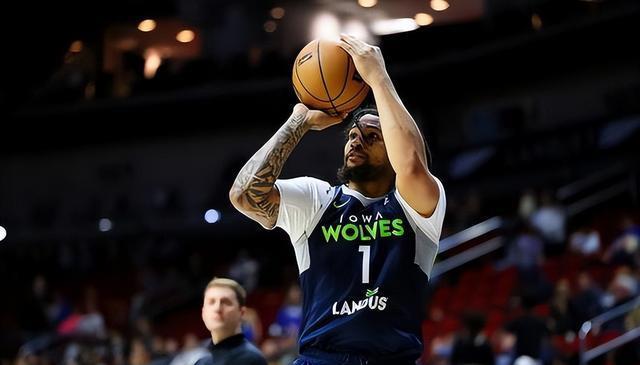 二队效力, img, img 二队效力, img, img