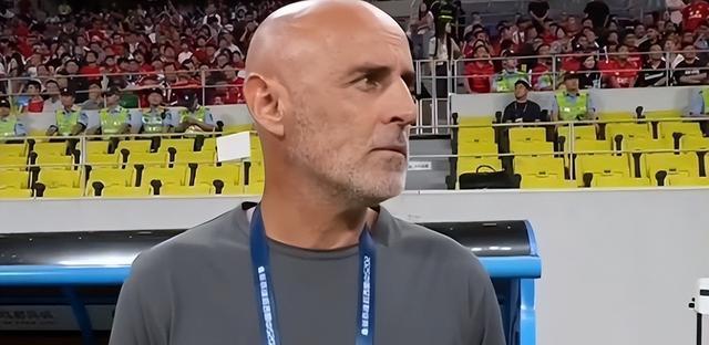 后防线上, 大外援联袂, https